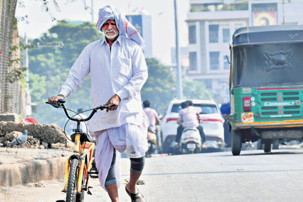 Mercury inches towards 2016 extreme in Hyderabad