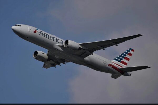 US Woman Dies After Falling Ill On American Airlines Flight