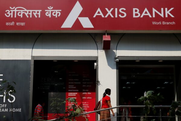 Axis Bank Credit Card Users Impacted By Fraudulent Transactions: Report
