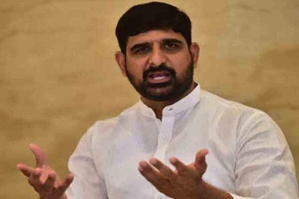 Kaushik Reddy denies plans of joining Congress