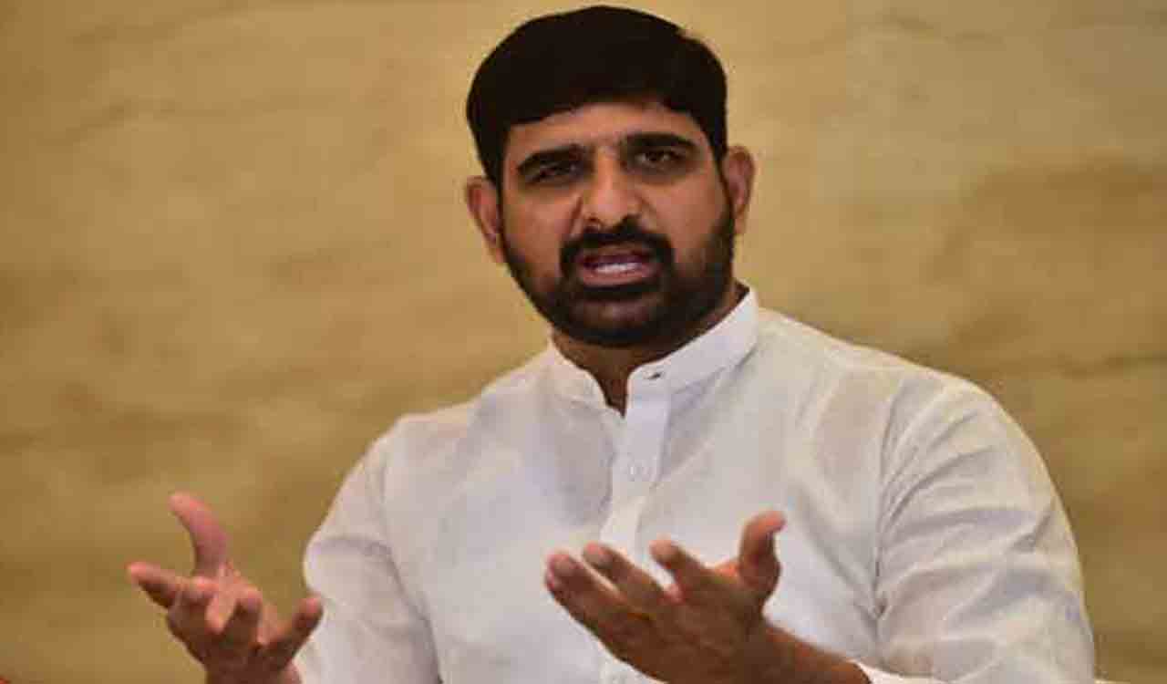 Kaushik Reddy denies plans of joining Congress