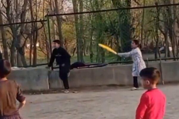 "Brings Smile": Tendulkar Shares Video Of Girl Playing Cricket In Sopore