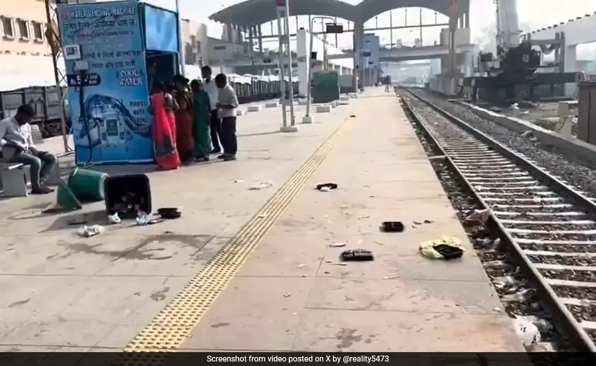 Ayodhya Railway Station's Sanitation Contractor Fined For Poor Upkeep