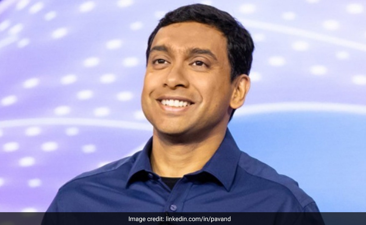 IIT Madras Graduate Pavan Davuluri To Head Microsoft Windows