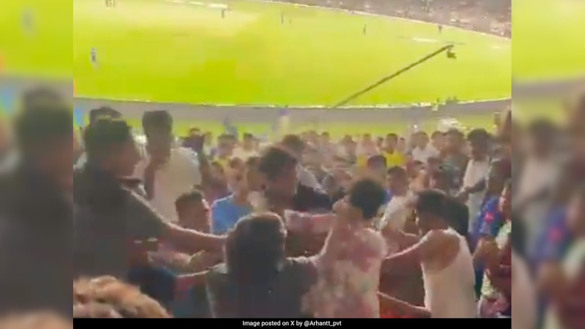 Video: Punches Exchanged As Fans Come To Blows During GT vs MI Match