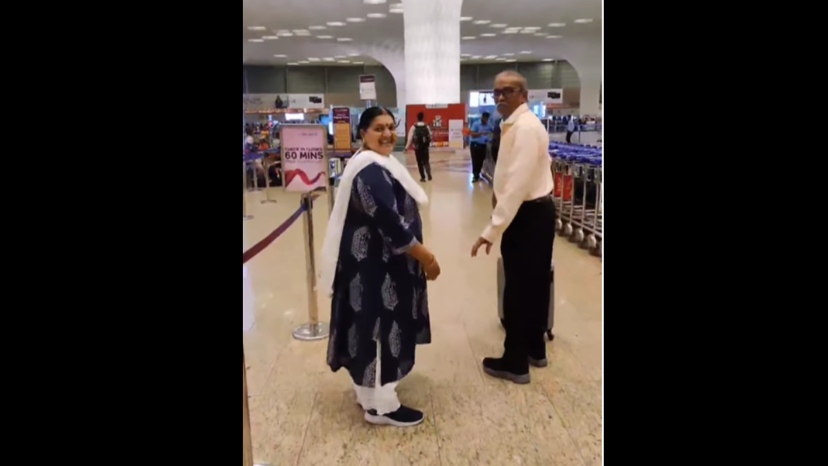 "Wholesome" And "Adorable": Man Takes Parents On International Trip, Melts Hearts