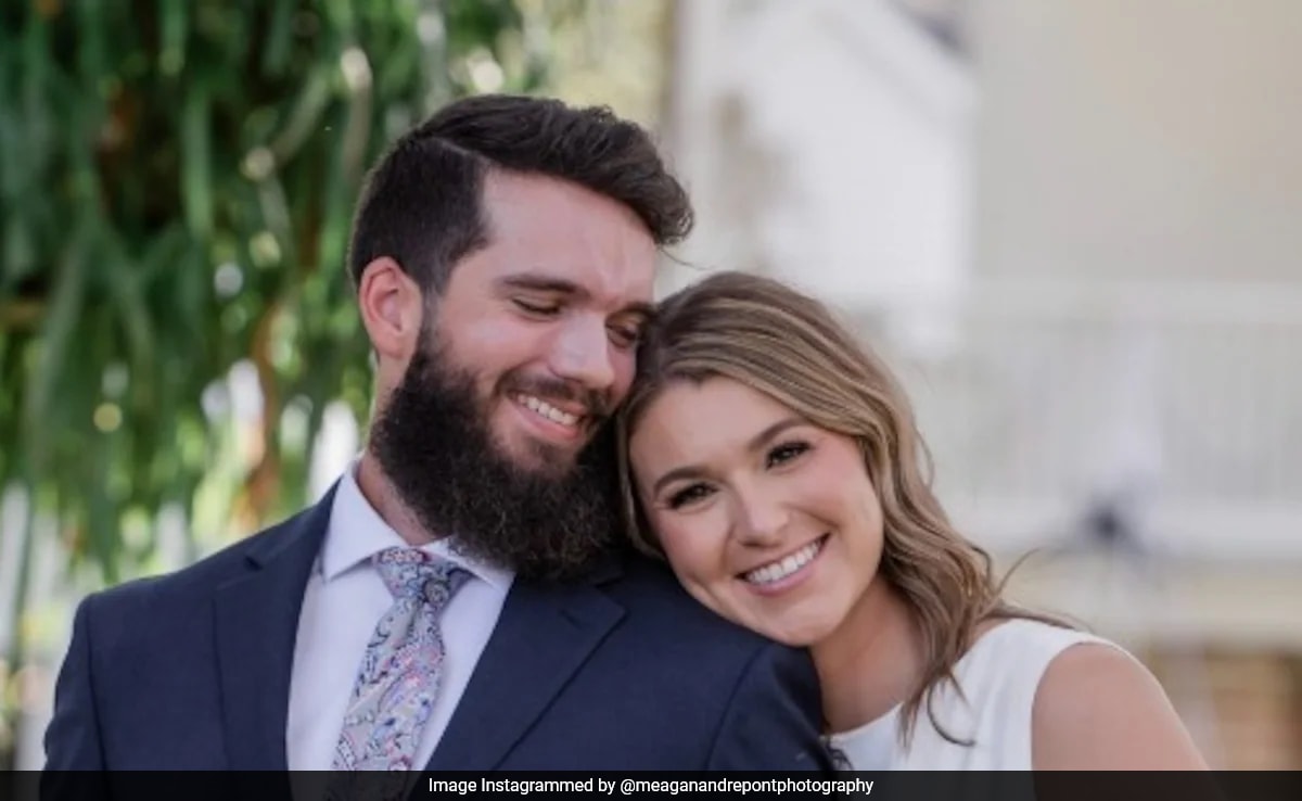 US Woman Collapses Just Seconds After Saying "I Do" At Her Wedding