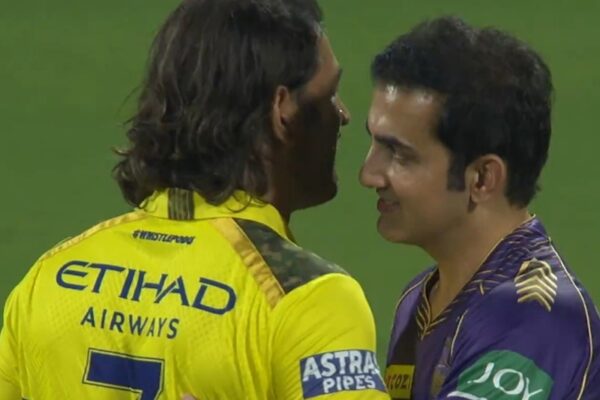 91 Meets 97: Dhoni Hugs Gambhir, Internet Comes Up With Special Tribute