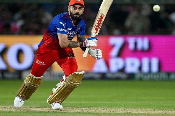 1st Time Ever! Kohli Slams His Highest IPL Score On Way To World Record