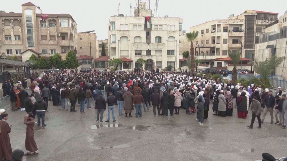 Crowds in Amman protest in support of Palestinians on Eid al-Fitr