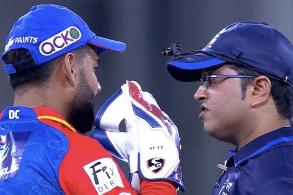 DRS Drama Hits IPL Again: Rishabh Pant Argues With Umpire Over Review
