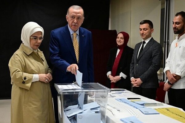 How Erdogan’s party defeated in local elections