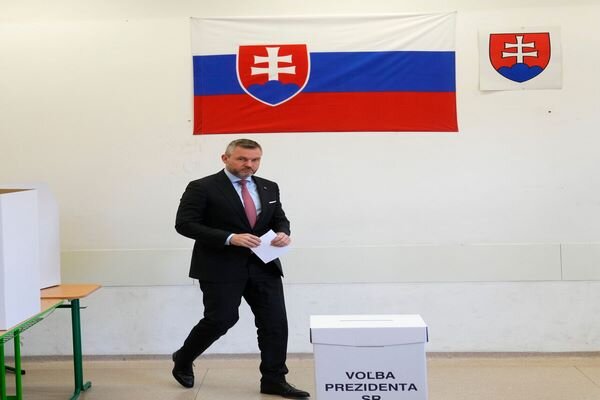 Pro-Russian candidate wins Slovakia presidential race