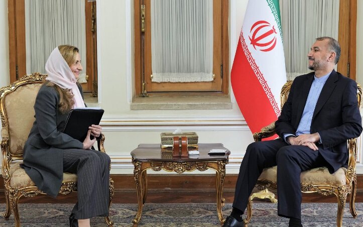 Iran has no restrictions in developing ties with Italy