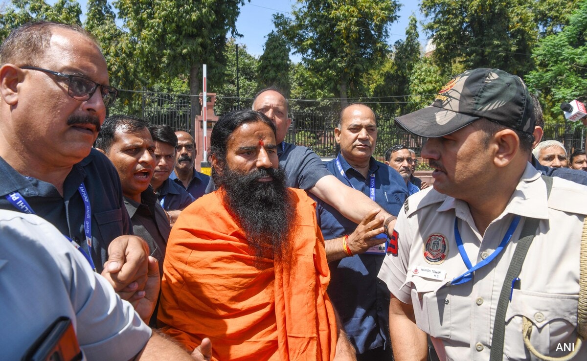Ramdev, Aide Offer Public Apology In Supreme Court In Misleading Ads Case