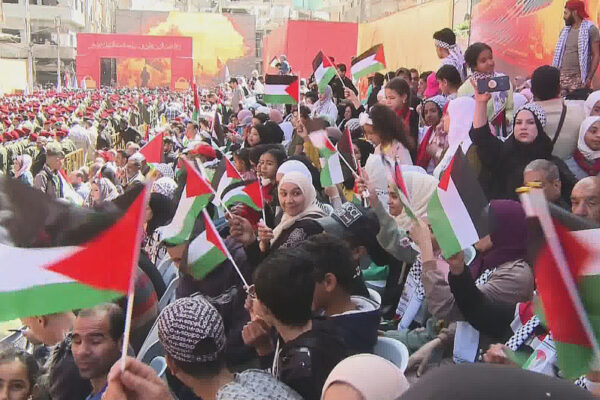 Syrians, Palestinians rally in solidarity with Gaza