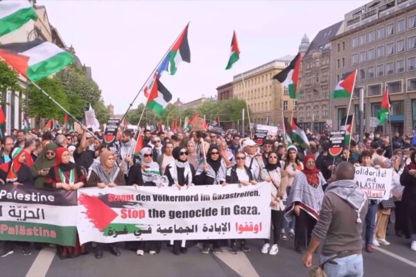 Hundreds protest in Berlin for Gaza after Palestine Congress ban