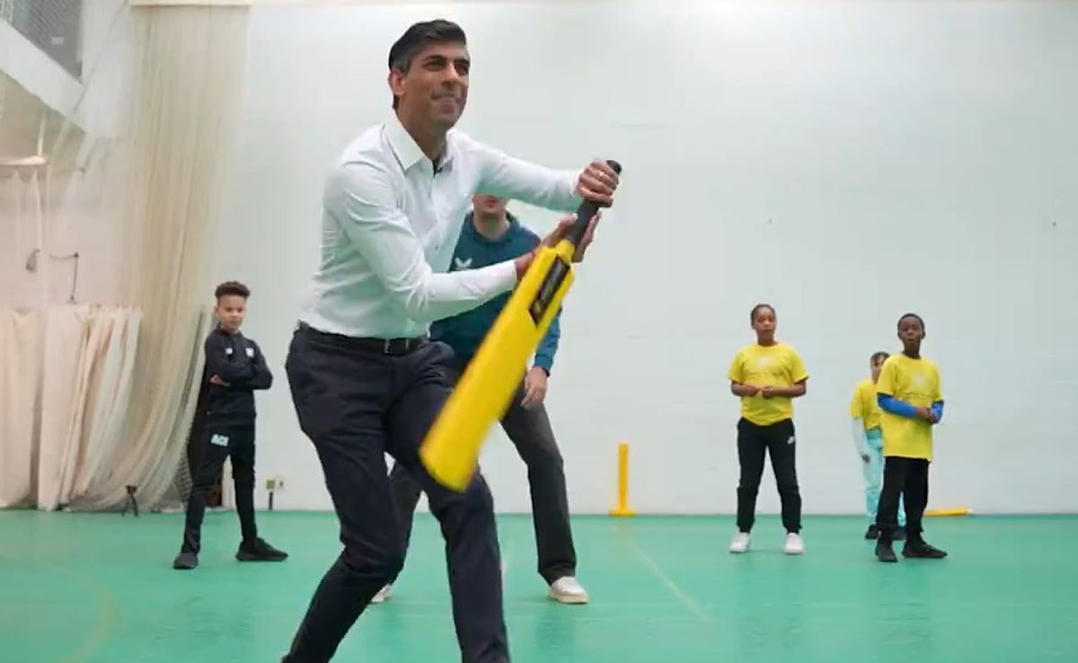 Watch: UK PM Rishi Sunak Bats Against England Pace Legend James Anderson