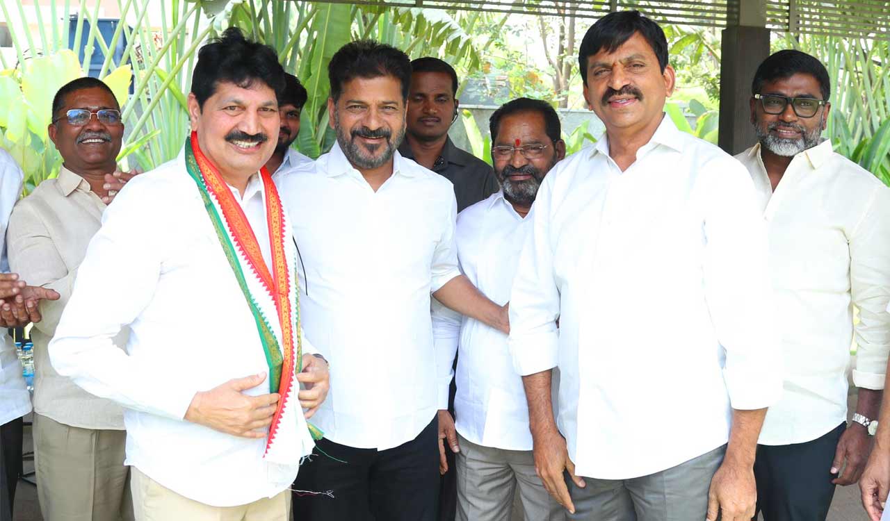 Bhadrachalam MLA Tellam Venkat Rao joins Congress