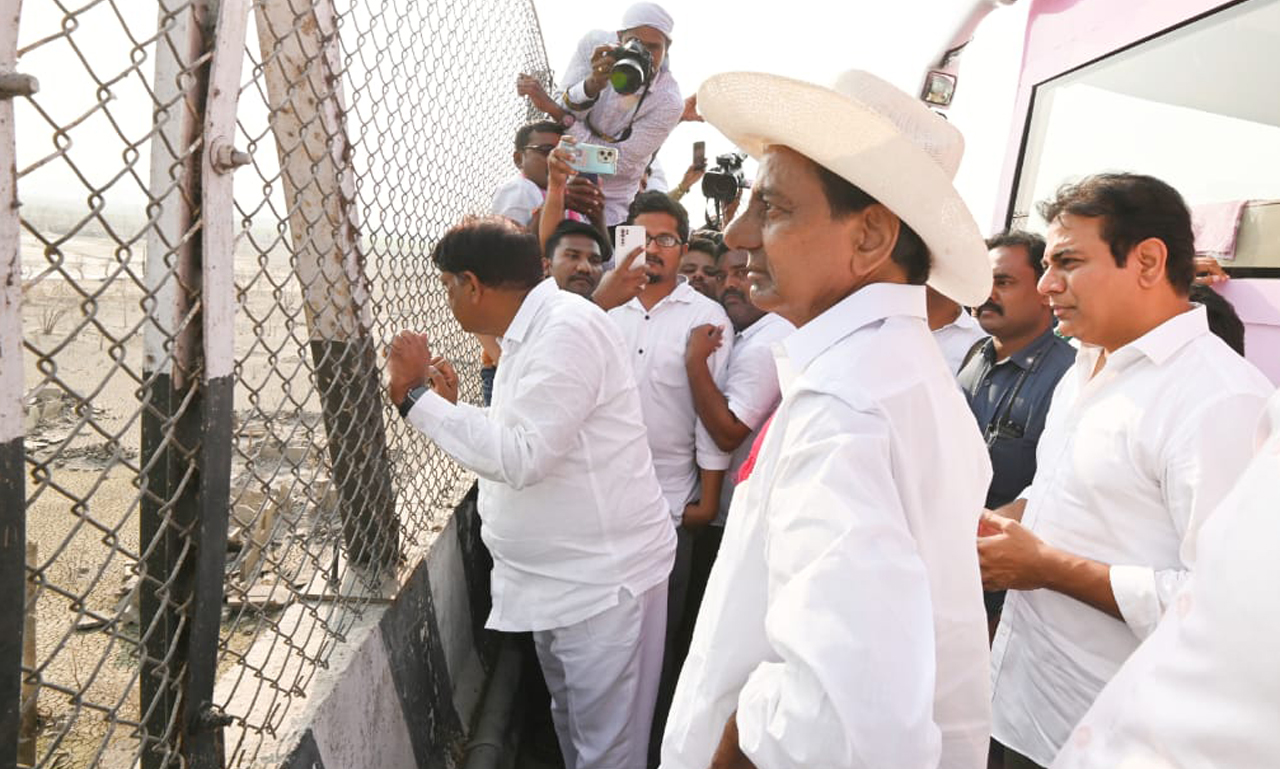 KCR exposes Congress ignorance on Kaleshwaram and power sector