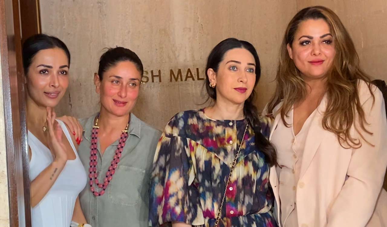 Kareena, Karisma, Malaika, Amrita shine at Manish Malhotra’s dinner