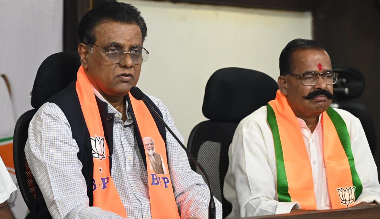 BJP demands Telangana govt to make inquiry reports on Kaleshwaram public 