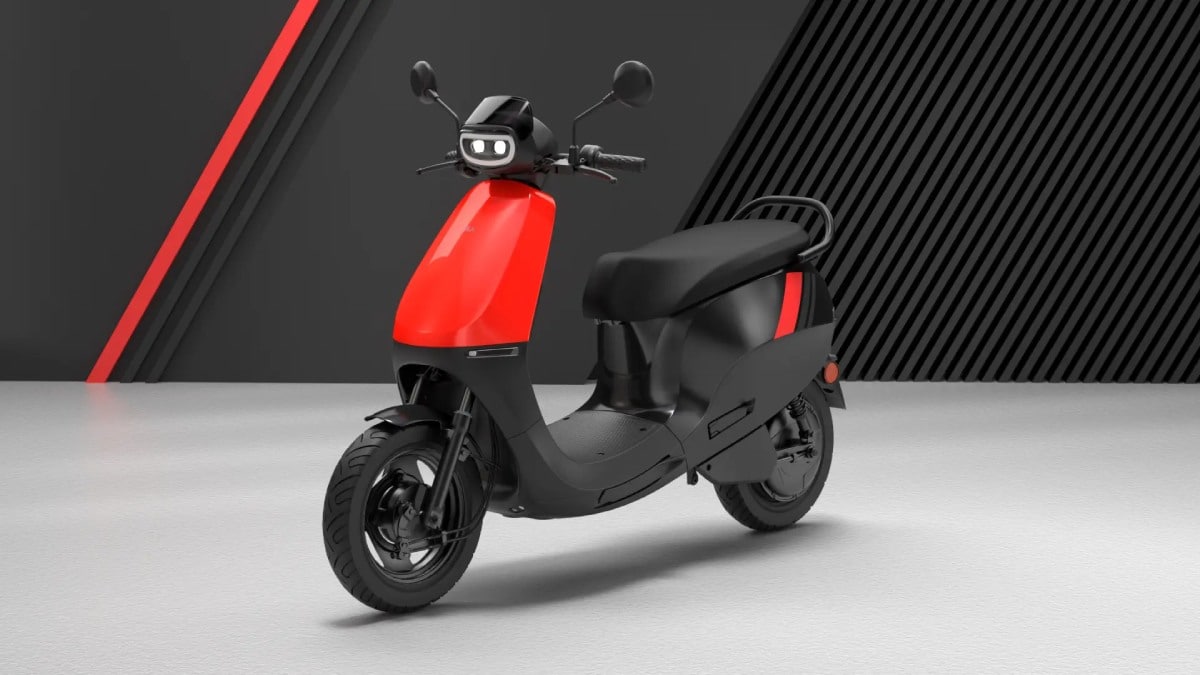 Ola Electric Cuts Cheapest E-Scooter Prices By 12.5%. It Now Costs…