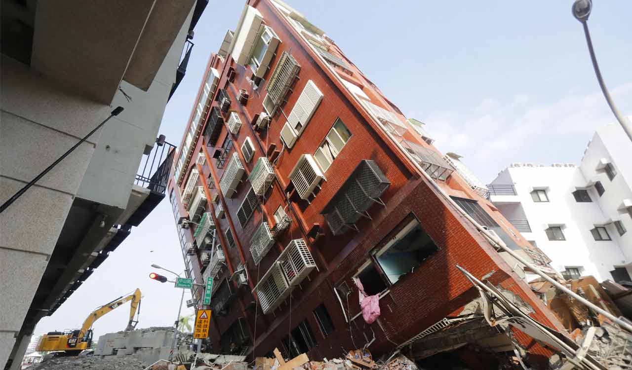 Taiwanese rescuers scour for missing after powerful earthquake