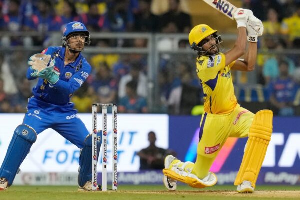 IPL 2024 Live: Fielding Blunder From MI Star Costs Big, CSK Cross 50