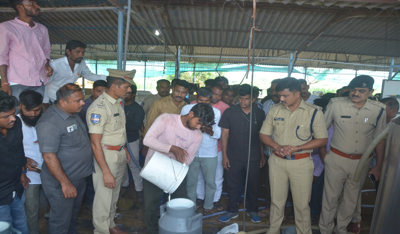 Sangareddy Police bust milk adulteration unit supplying 2000 liters a day