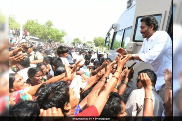 Those Opposed To Special Status To Andhra Have Joined Hands: Jagan Reddy
