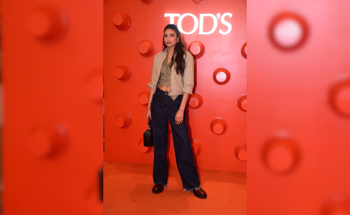 Pics: Athiya Shetty Makes First Public Appearance Amid Pregnancy Rumours