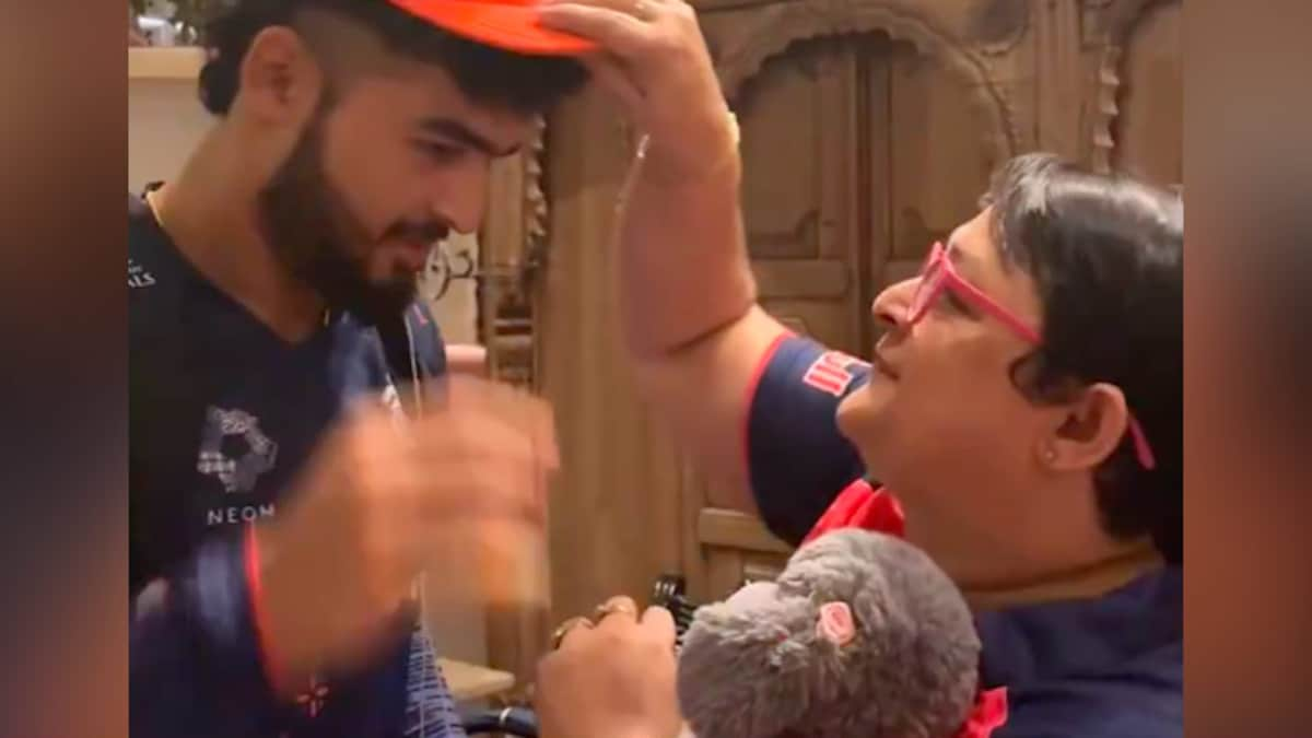 Watch: Riyan Parag's 'Orange Cap Moment' With Mother Has Fans In Awe