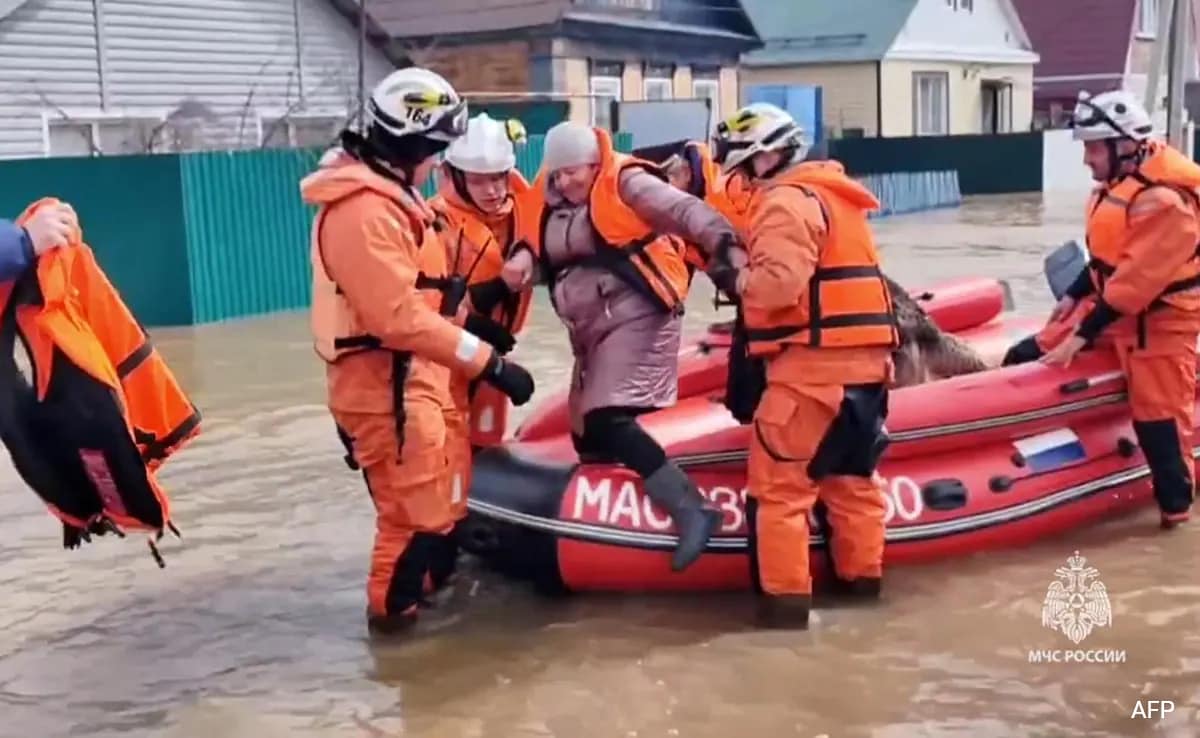 Russia Evacuates 4,500 People After Dam Burst Near Kazakhstan Border