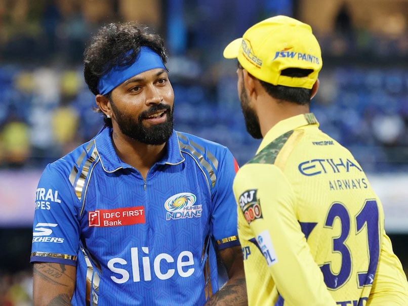 Virat Kohli's Request In Vain As Mumbai Crowd Boos Hardik Pandya Once Again