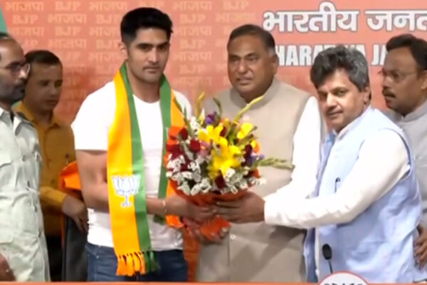 Boxer Vijender Singh Switches From Congress To BJP