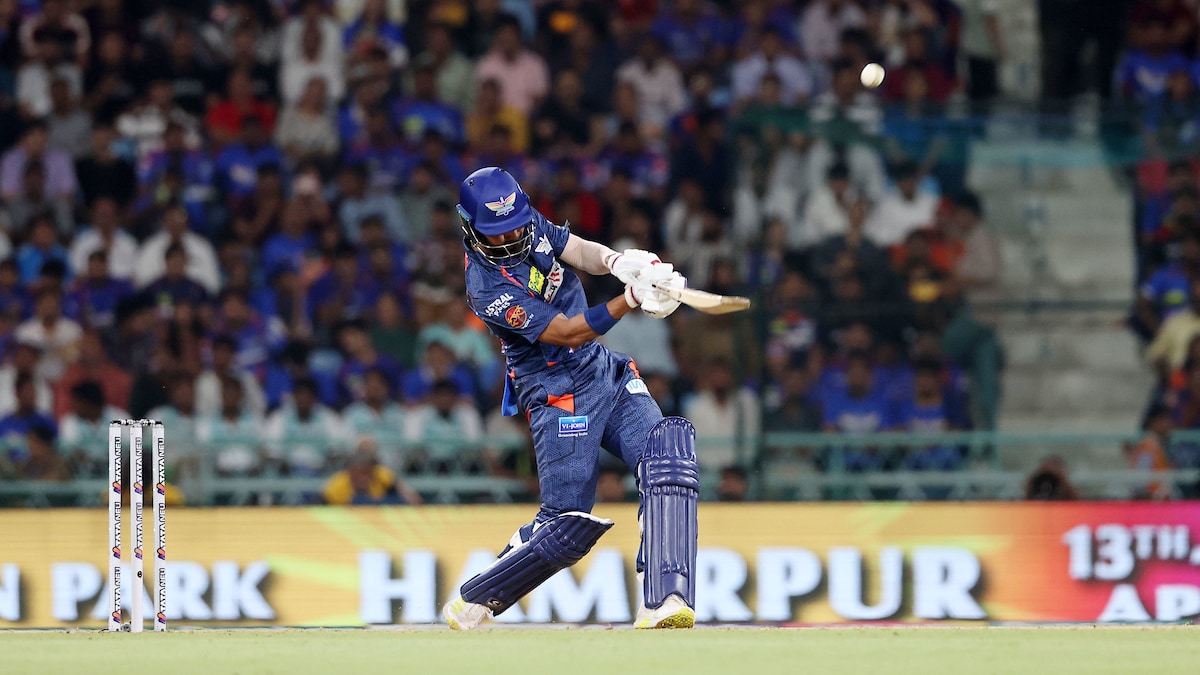 IPL Live: Pant Involved In Long Discussion With Umpire After DRS Confusion