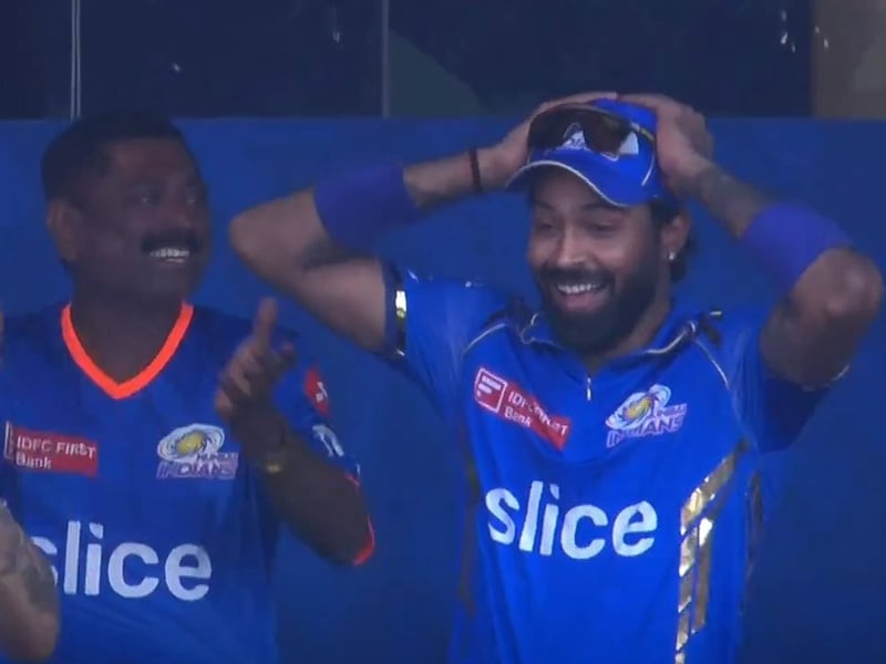 4,6,6,6,4,6 – MI Batter's Final Over Destruction Leaves Hardik Stunned