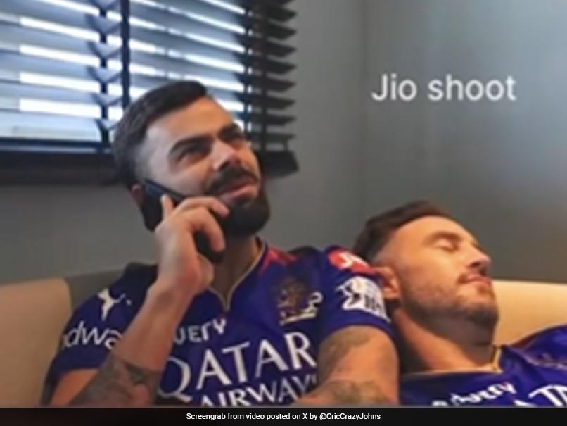 Watch: Kohli Orders Pizza, Aloo Chaat, Barfi, Leaves Du Plessis In Shock