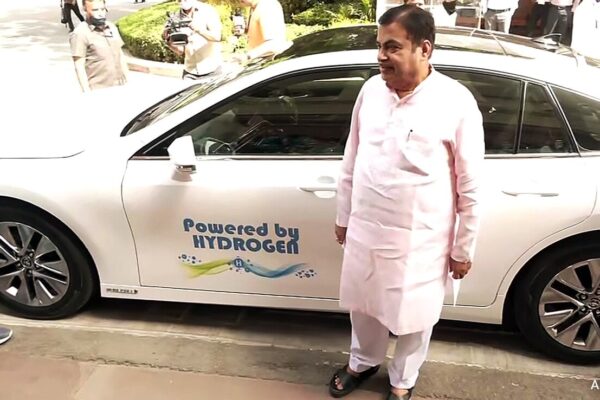 India To Get Rid Of Petrol And Diesel Vehicles? What Nitin Gadkari Said