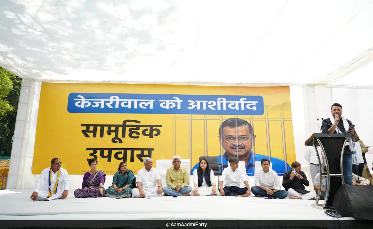 AAP Begins Mass Fasting In Protest Against Arvind Kejriwal's Arrest