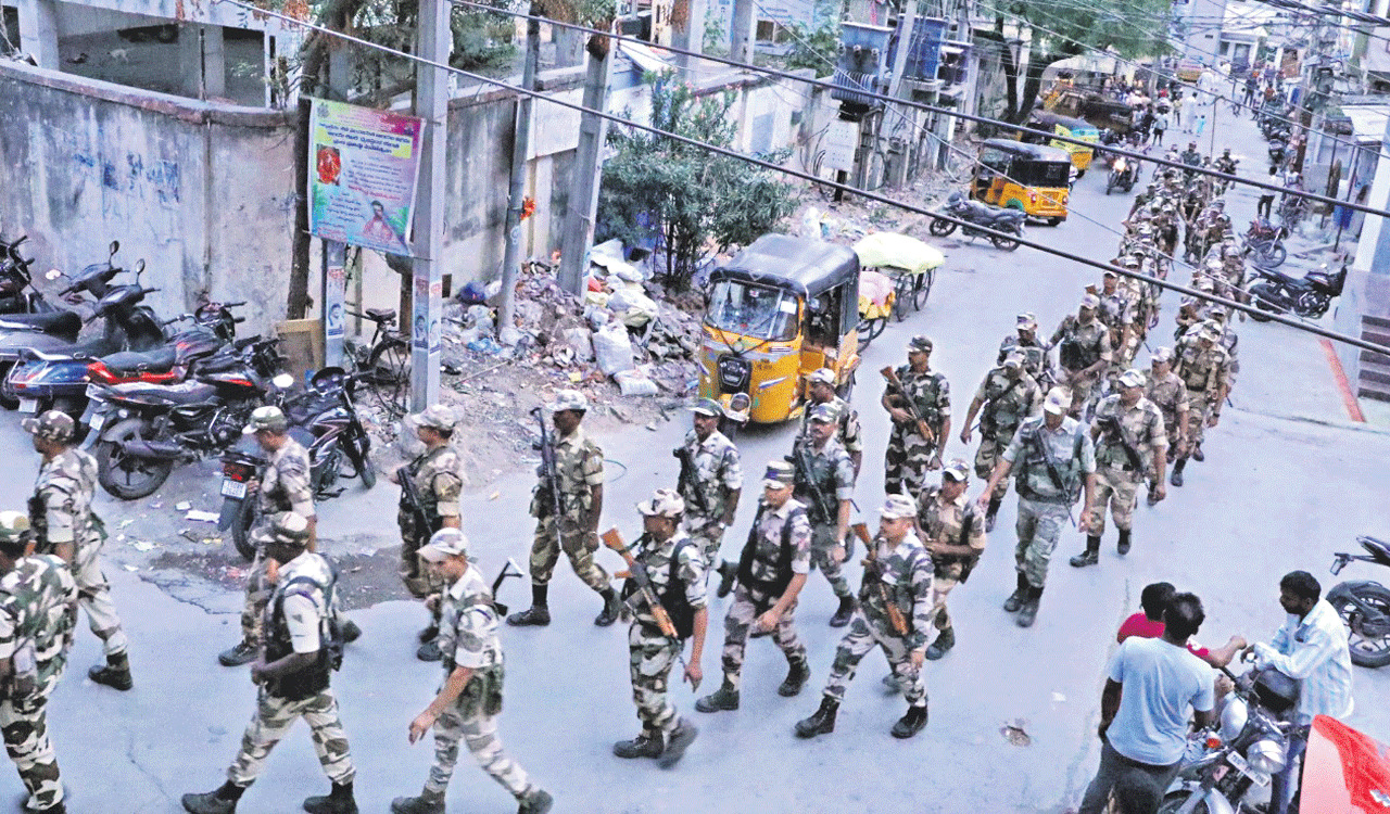 Hyderabad Police conduct flag march ahead of Lok Sabha elections