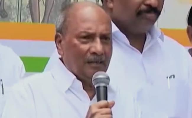 "A Member Of Nehru Family Will Contest From Uttar Pradesh": AK Antony