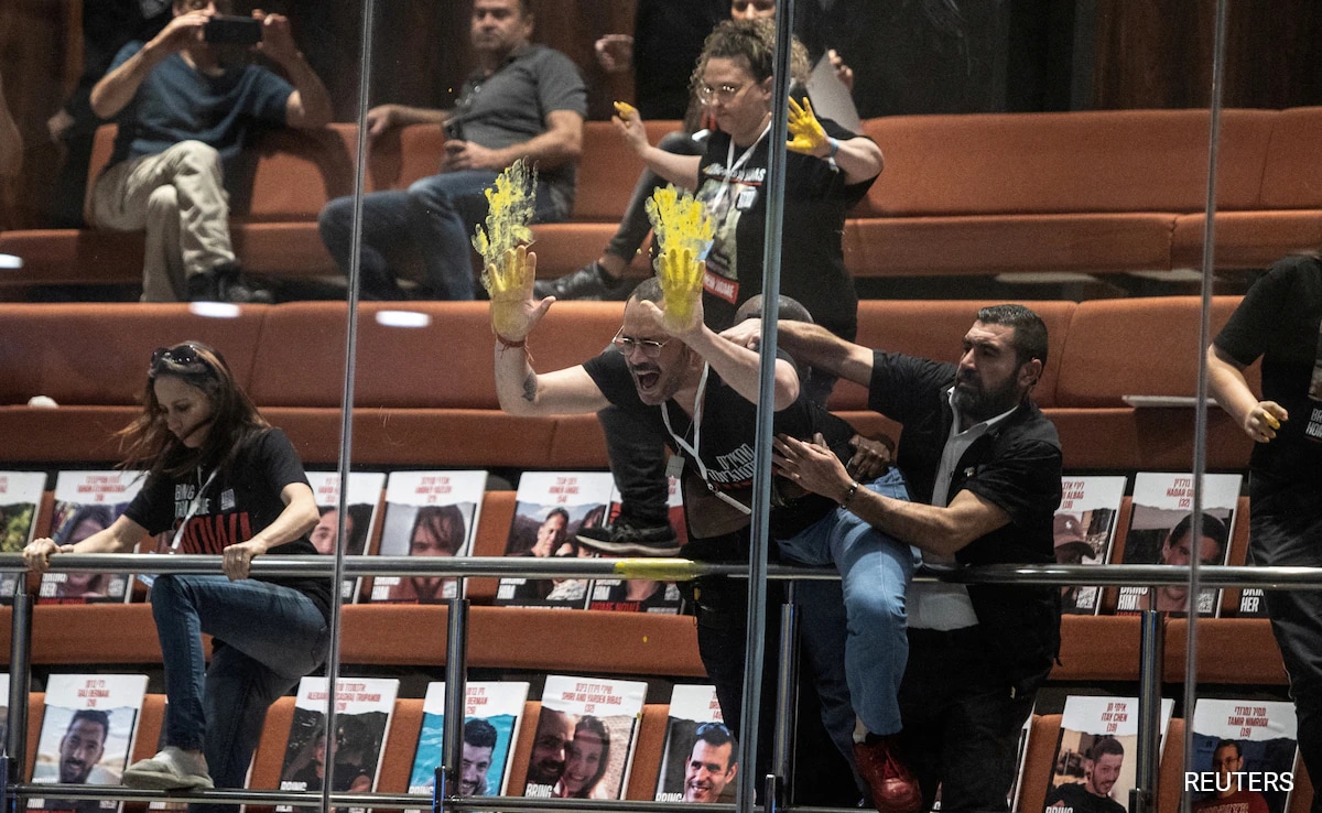 Protestors Seeking Hostages' Release Smear Paint In Israeli Parliament