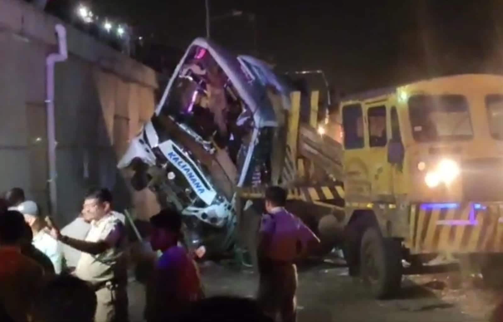 5 Dead, Many Injured After Kolkata-Bound Bus Falls From Bridge In Odisha