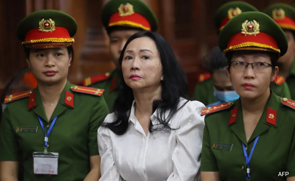 Property Tycoon Faces Death Penalty Over "Biggest Fraud" In Vietnam