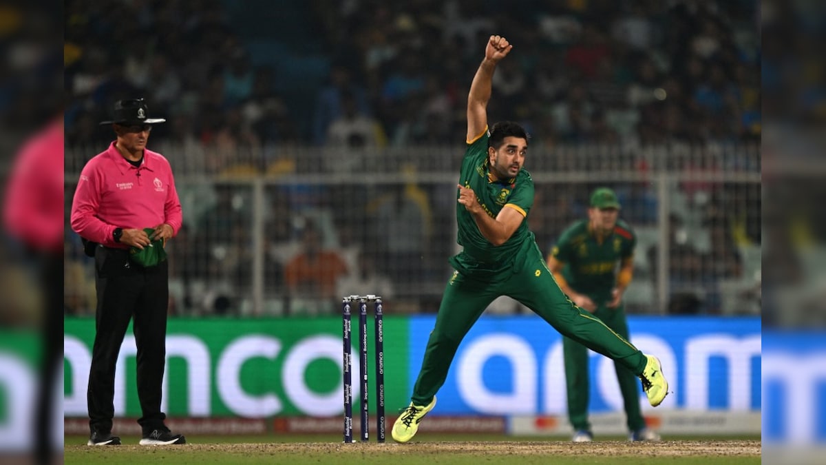 Shamsi Shares Moment With Dale Steyn After South Africa Enter T20 WC Final