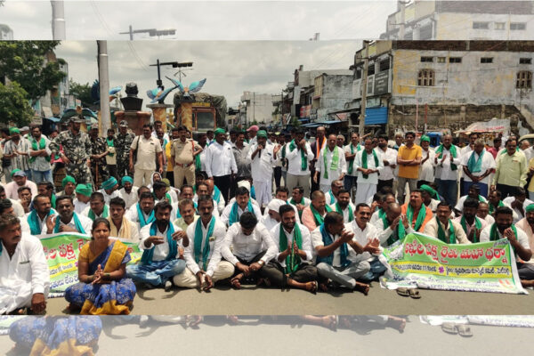 Telangana: Farmers continue protests for loan waiver, water