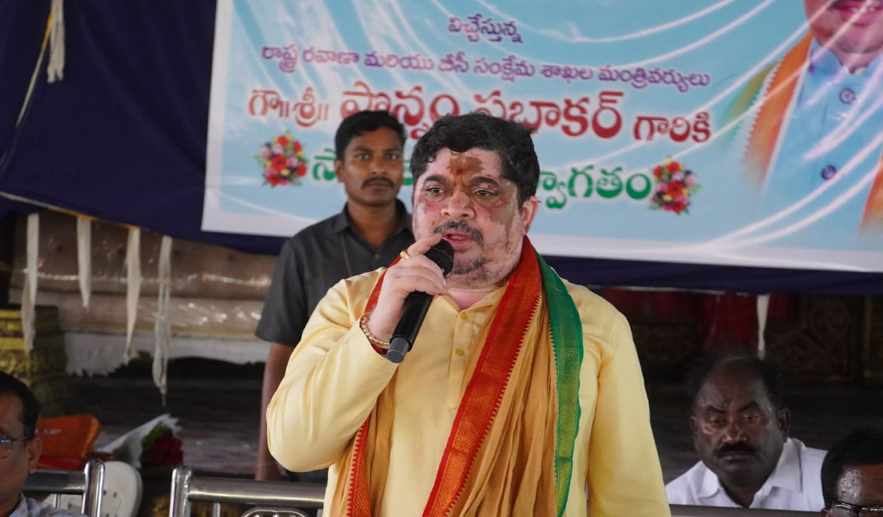 Ponnam promises agencies on lines of  HYDRAA in all districts of Telangana