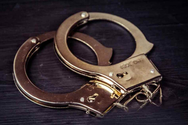 Hyderabad: Police nabbed two suspects robbing motorists